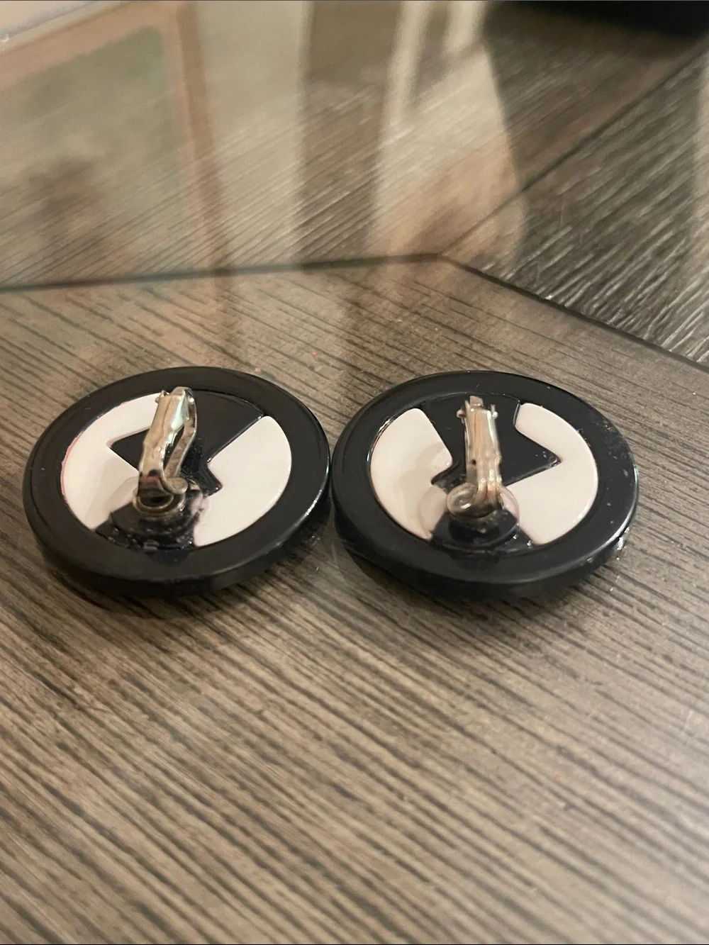 Vintage Black & White Geometric Button Clip Earrings Retro Mod Acrylic Earrings